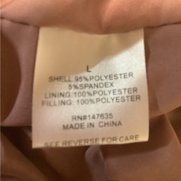 Romeo & Juliet Couture NWT Women’s mauve color full zip puffer jacket size large - Picture 6 of 12